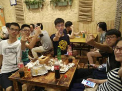 容城烧烤加盟,学烧烤技术,开烧烤店多少钱疯狂烤翅加盟